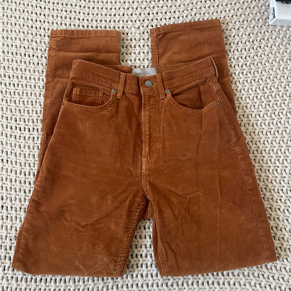 EVERLANE The Cheeky Straight Corduroy Crop
Pant Acorn Brown Orange